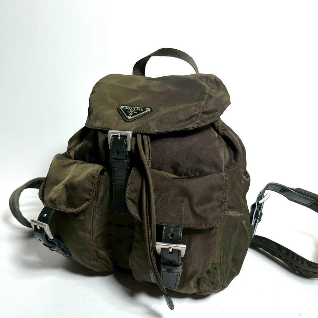 【美品✨】プラダ　リュック　バッグパック 三角プレート カーキ　テスートナイロン