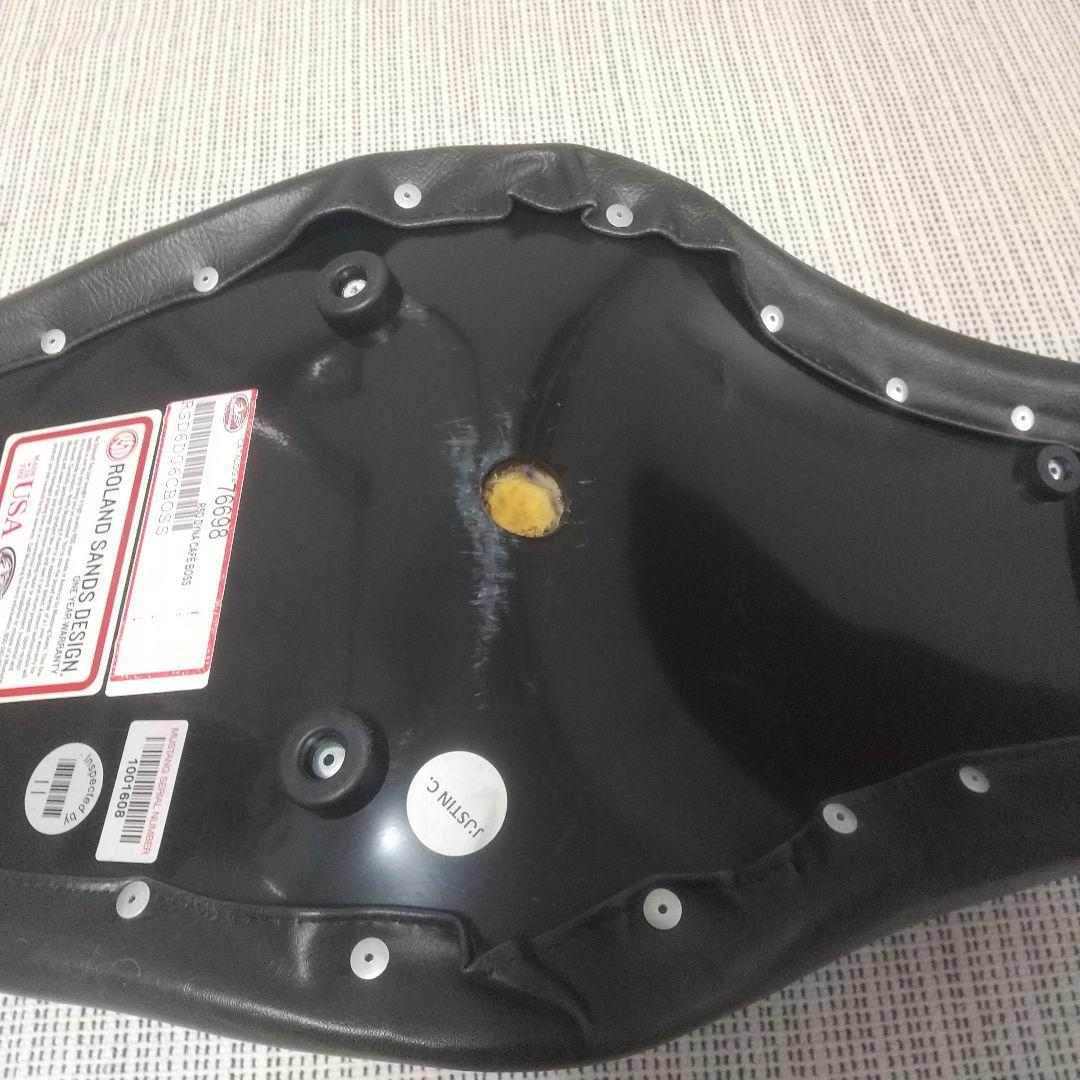 ハーレー ダイナ ローランドサンズ シート RSD - メルカリ