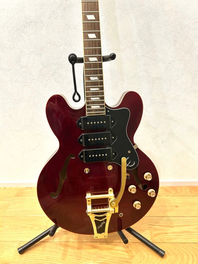 ★タイムセール★Epiphone Riviera P93 WR ワインレッド Epiphone Riviera Custom P93 Semi-Hollow Electric Guitar - Wine Red