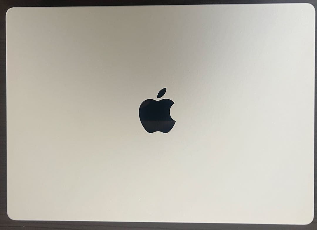 極美品 MacBook Pro M4 24GB 1TB 充放電16回
