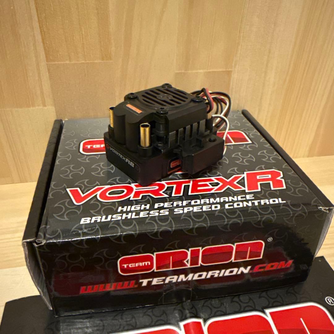 1/8 向け 4セル対応ブラシレスESC ORION VORTEX R8 VORTEX R8.1 PRO ブラシレスESC (180A/2-4S) ORI65125 | 京商 | RC