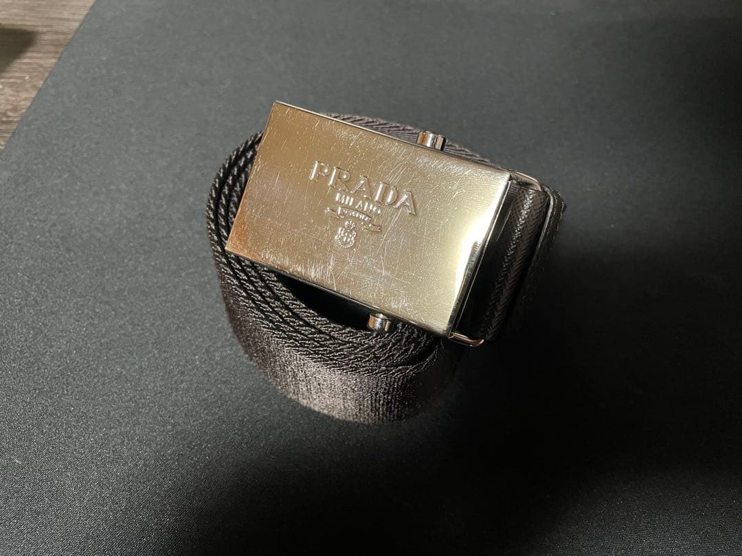 PRADA ガチャベルト　ダークブラウン Prada レザーベルト | ブラウン | FARFETCH JP