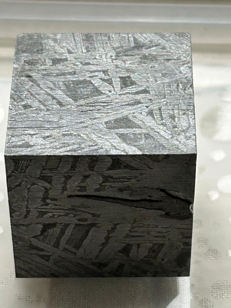 アルタイ隕石キューブ厳選標本339.00g