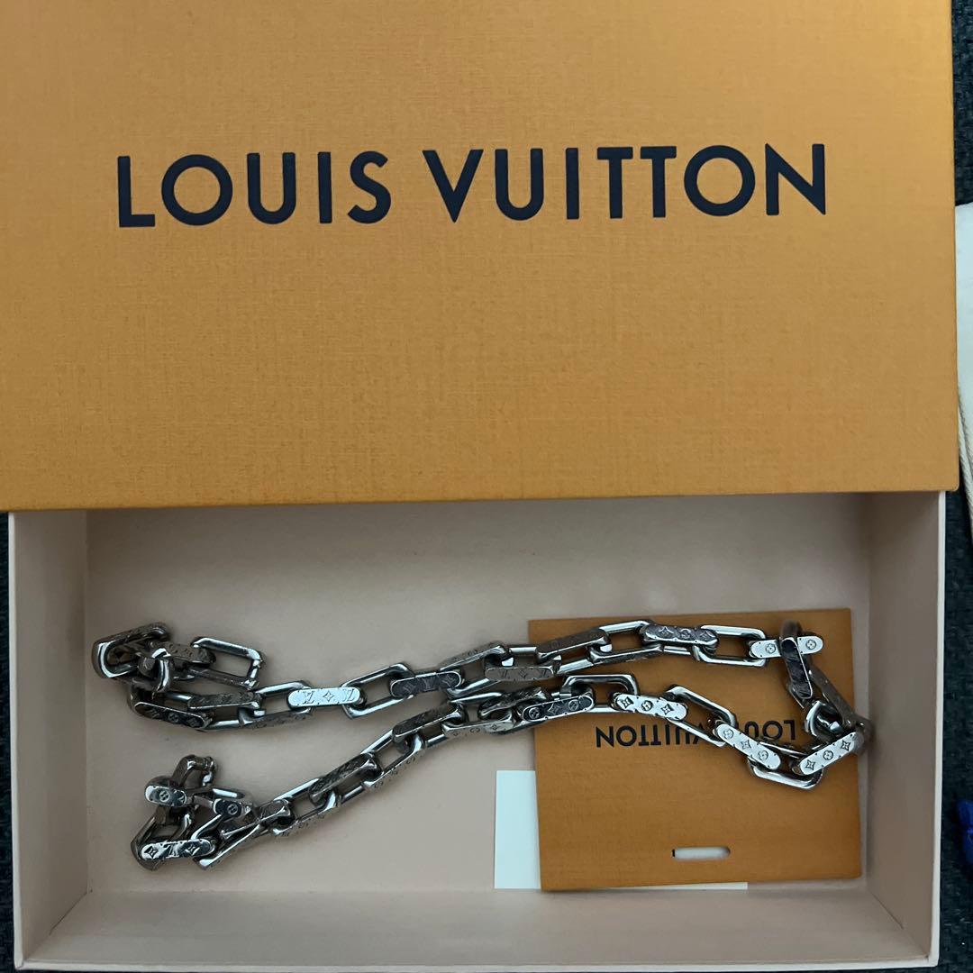 LOUIS VUITTON コリエチェーン