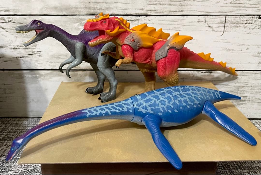恐竜キング フィギュア 3体セット ディノテクターティラノサウルス他