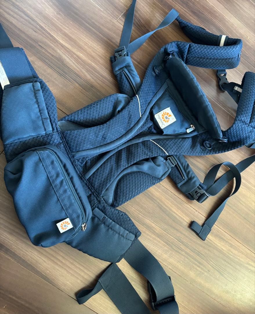 エルゴ オムニブリーズ ネイビー 抱っこ紐 ergobaby（エルゴベビー） omni breeze オムニブリーズ 抱っこ紐 ERGO