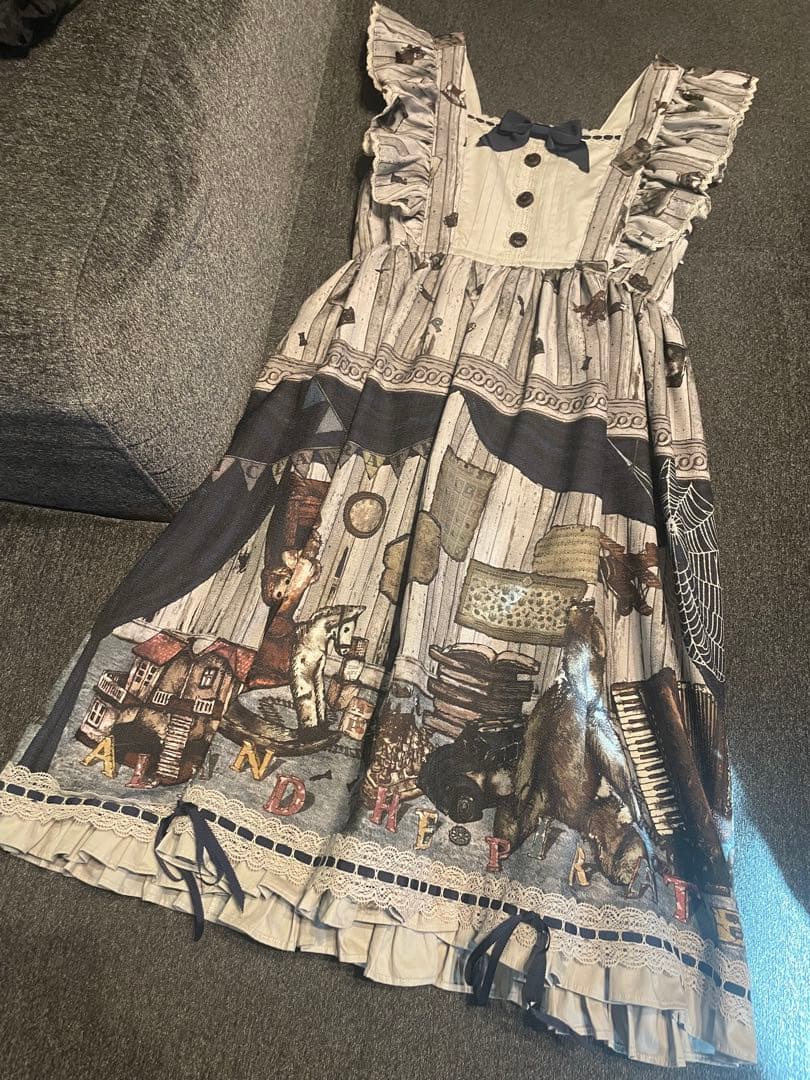 コスプレ衣装 Alice and the Pirates JSK 楽天市場】ALICE and the PIRATES / 悪魔城の夜柄ジャンパースカートI