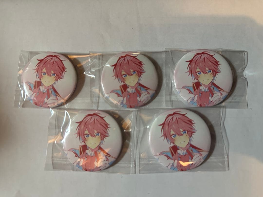 すとぷり さとみくん NeverEnd 特典 缶バッジ - メルカリ