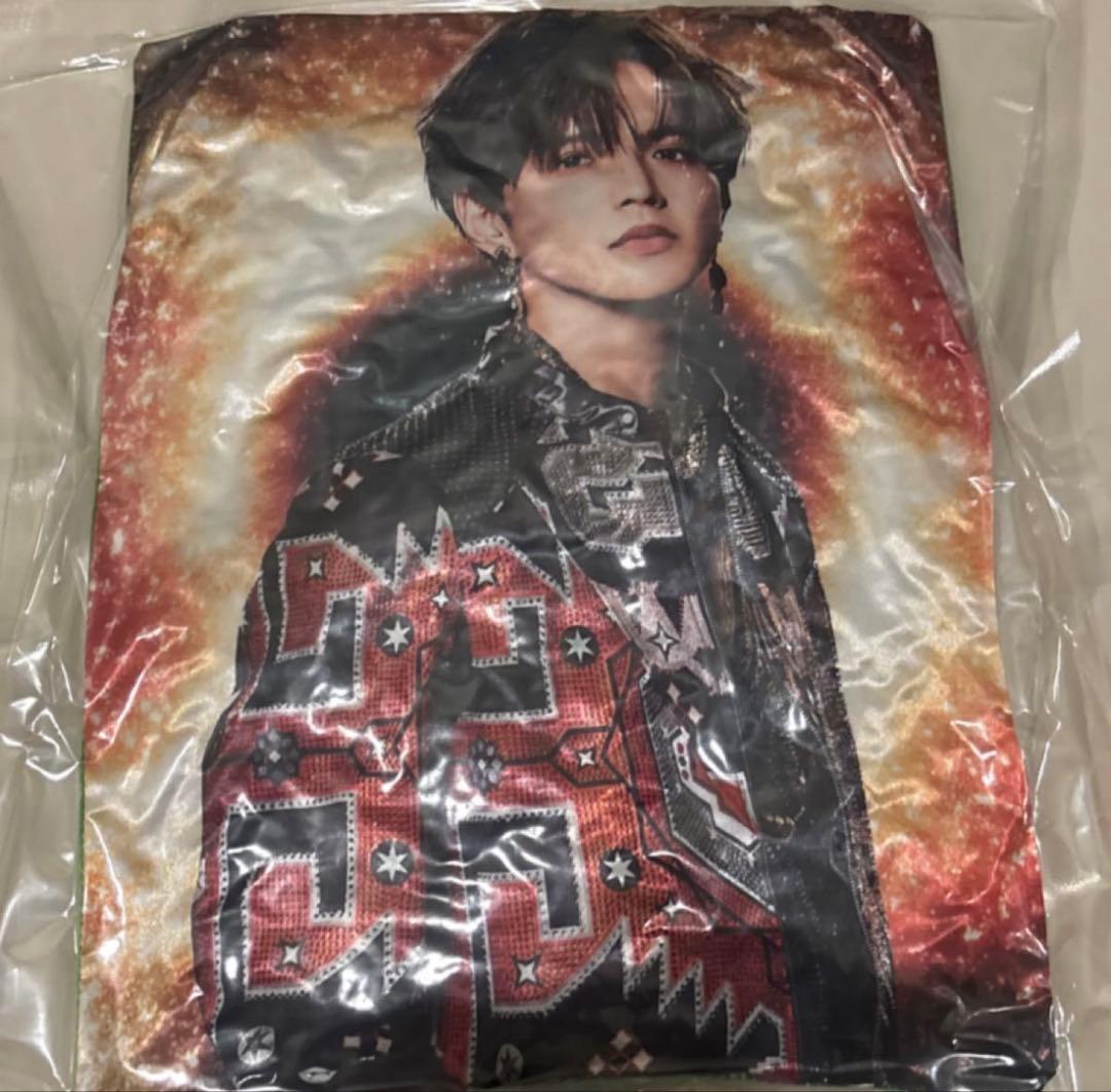 EXILE THE REASON ガチャ クッション レア 佐藤大樹 - メルカリ