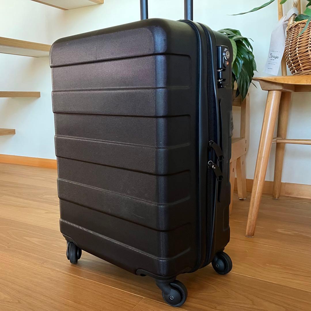 無印良品 バーを自由に調節できる ハード キャリケース 36L 黒