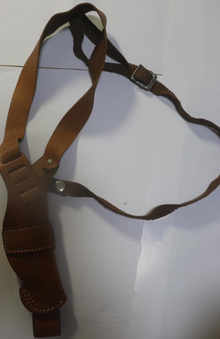 貴重　自動拳銃用（ワルサーＰＰＫ・モーゼルHSC等）革製ショルダーホルスター