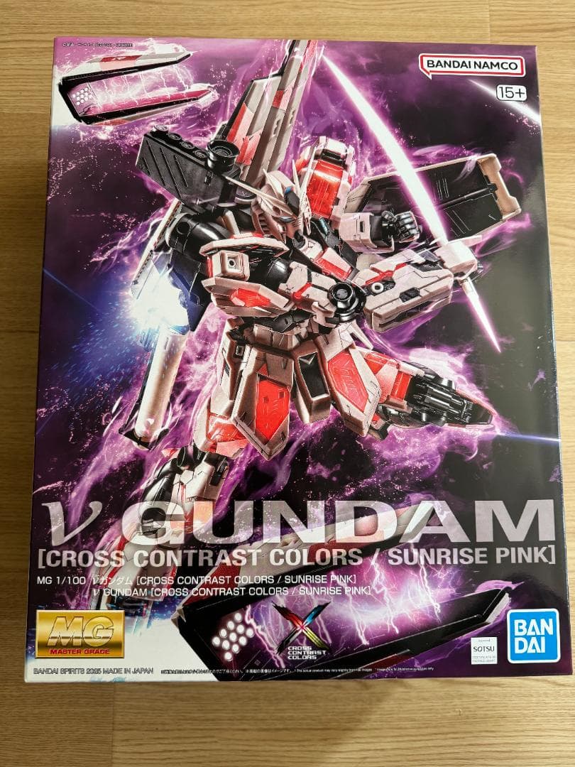 新品 MG 1/100 RX-93 νガンダム 朝焼けピンク 朝霞粉 バンダイ 海外限定 MG 1/100 ν ガンダム 朝焼けピンク.Ver 機動戦士