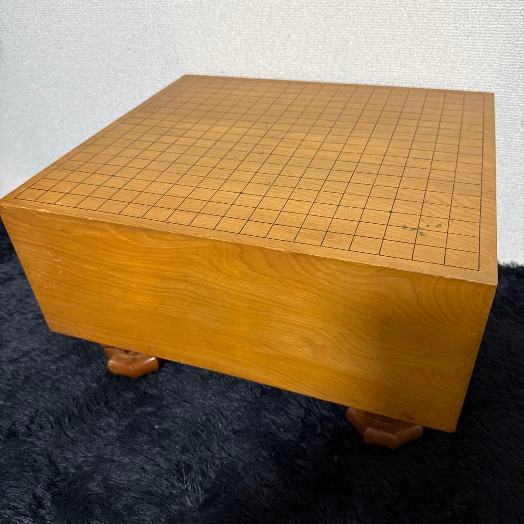 高級 囲碁盤 へそ付き 木製 巨大 足付 45×41 厚さ17cm
