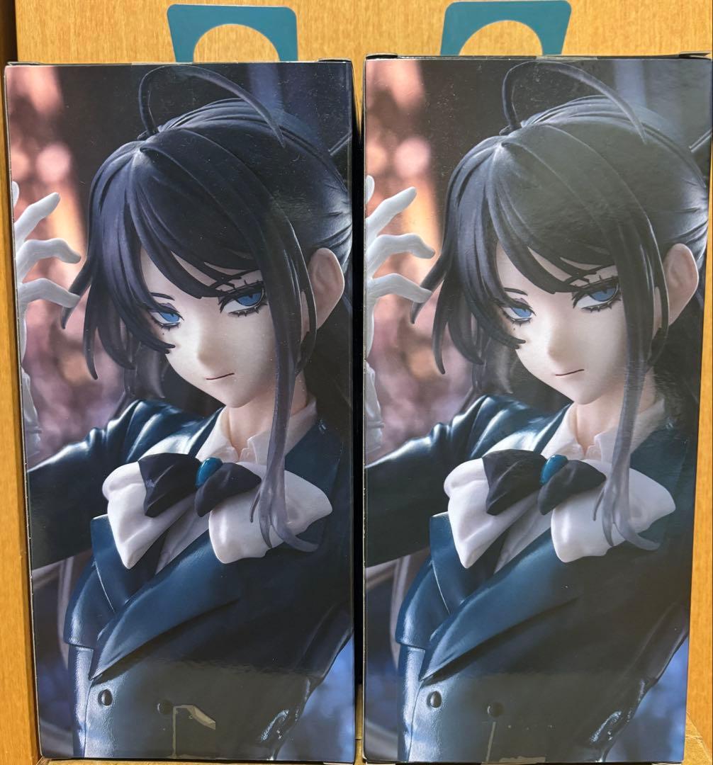 Ado フィギュア Winter ver. 2体セット - メルカリ