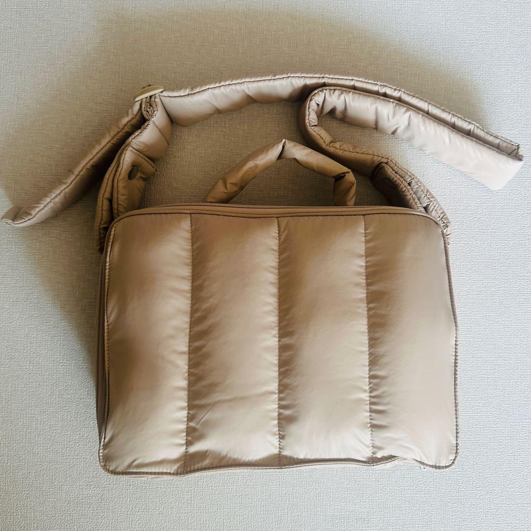 calin マザーズバッグ 【限定色 ラテ】 - メルカリ