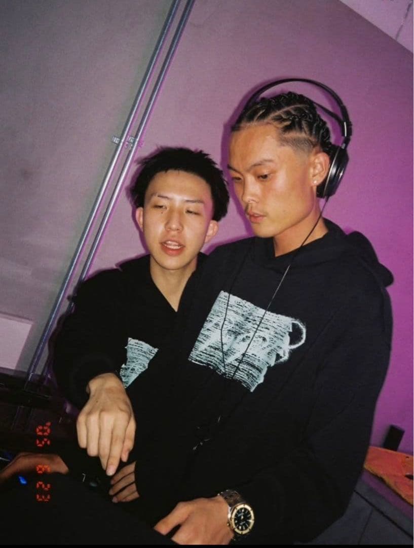 swagginboyzzスウェットLサイズ