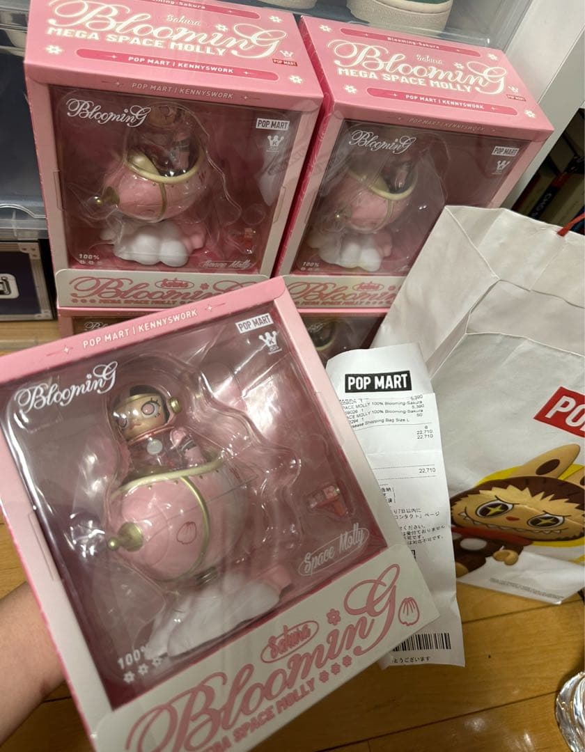 ゲームキャラクター PopMart Mega Space Molly Blooming-Sakura