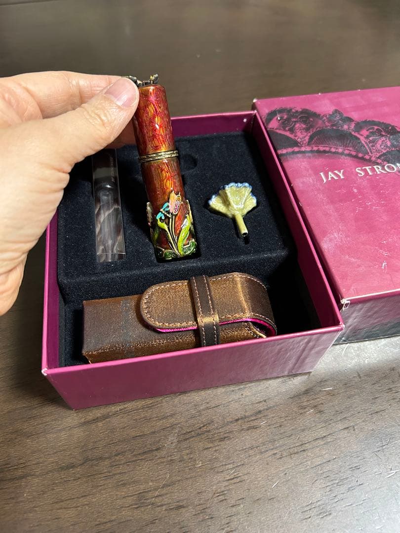 JAY STRONGWATER 香水持ち運びスプレー　バーニーズ スワロフスキー