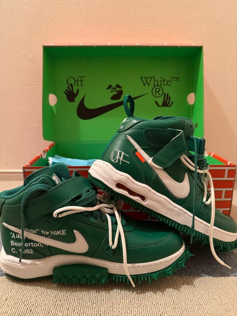 Off-White Air Jordan 1 グリーン