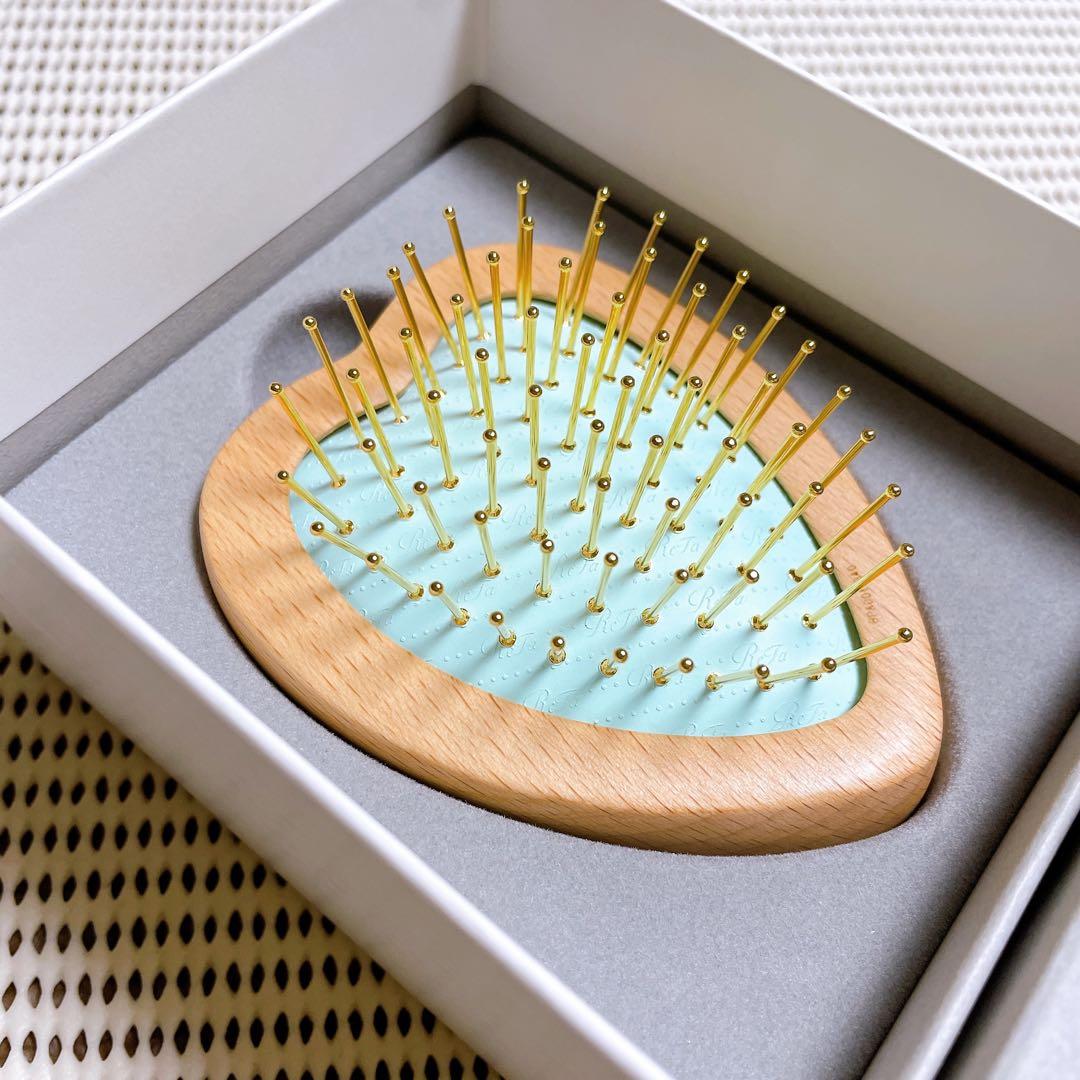 【匿名発送】リファハートゴールド（ヘアブラシ）