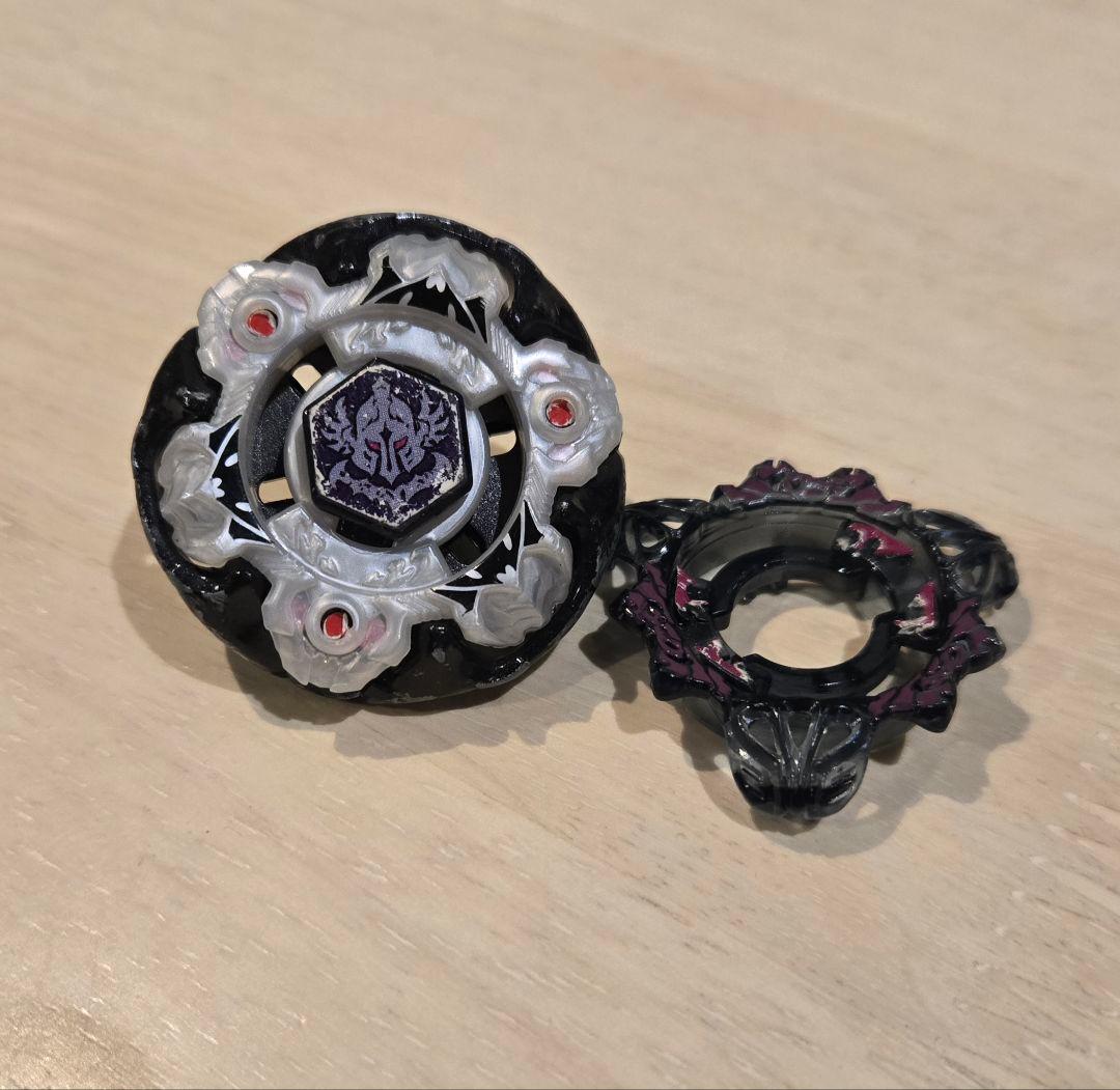 グラビティペルセウスAD145WD白騎士スタミナverメタルファイト