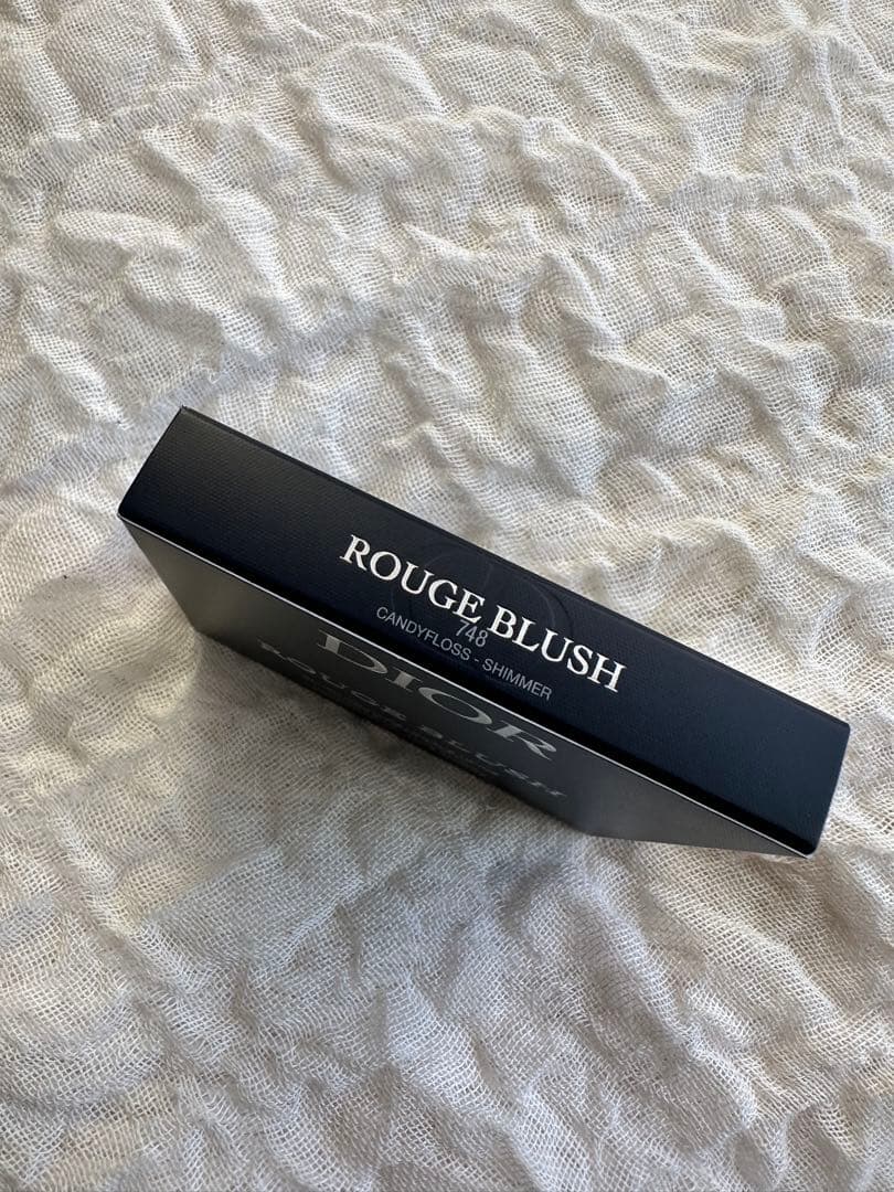 DIOR ディオールスキン ルージュ ブラッシュ 限定 748 - メルカリ