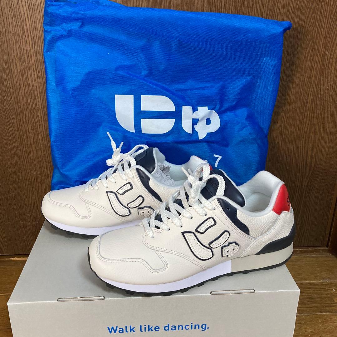 にゅーず × サンガッチョ トリコロール 10周年モデル　スニーカー　新品未使用