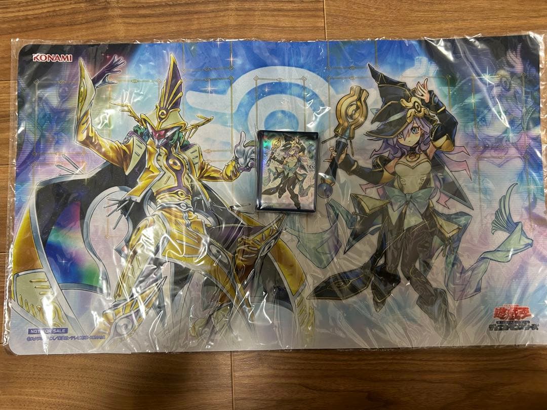 遊戯王　幻惑の見習い魔術師　スリーブ&プレイマット遊戯王の日　未開封 遊戯王 枠付き】幻惑の見習い魔術師 プレイマット - like a INTER