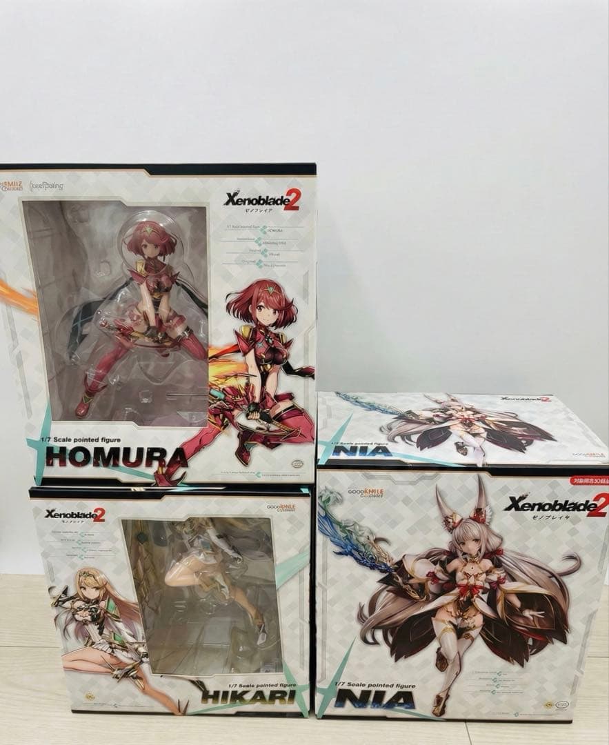 ゼノブレイド2 ホムラ　ヒカリ　ニア　セット　新品未開封