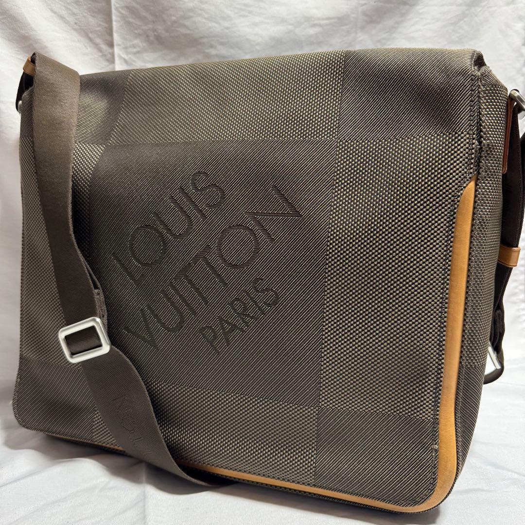A4 ルイヴィトン　メッセンジャーバッグ　メサジュ　ダミエ　ジュアン LOUIS VUITTON ルイヴィトン メサジェNM ショルダーバッグ ダミエ