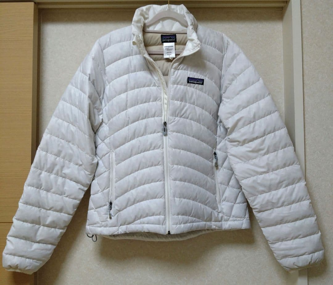 Patagonia ダウンジャケット　ホワイト