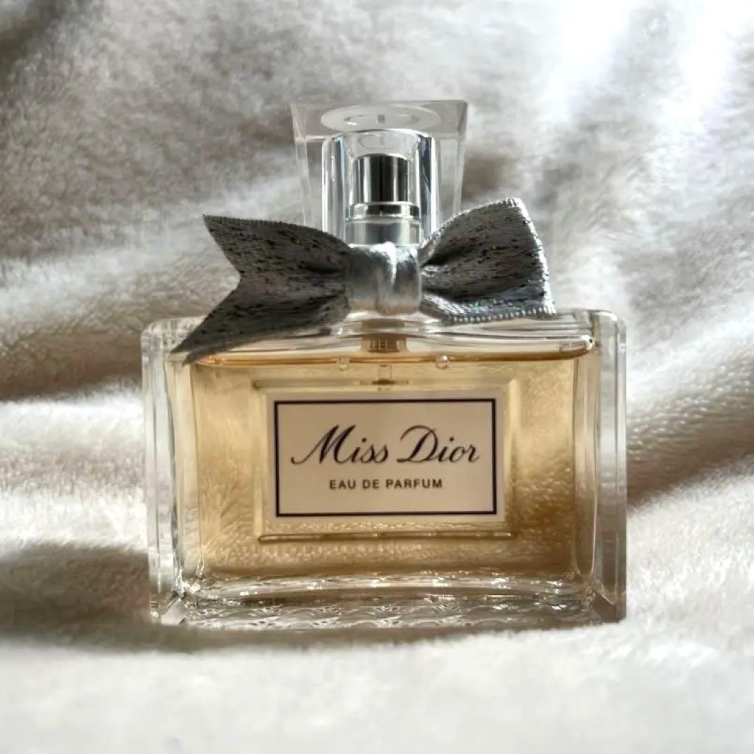 ミスディオール　香水