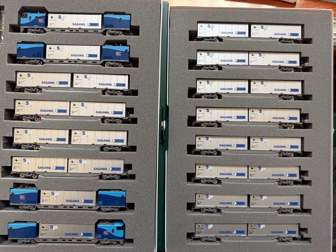 KATO10-1721〜23M250系スーパーレールカーゴ(U50A搭載)16両 - メルカリ