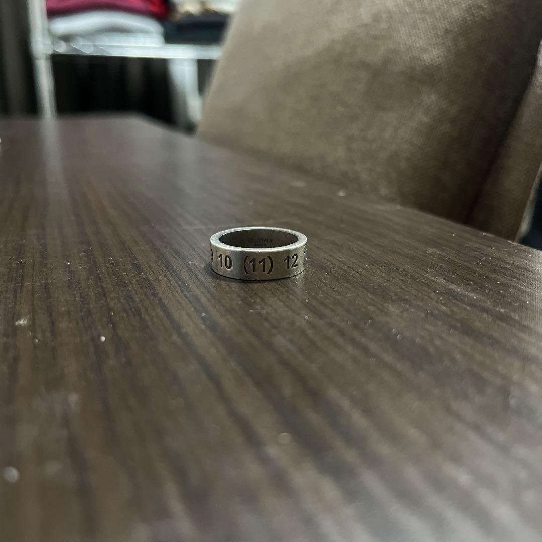 Maison Margiela(メゾン　マルジェラ) リング 正規取扱店】Maison Margiela ロゴリング 3mm SILVER メゾン