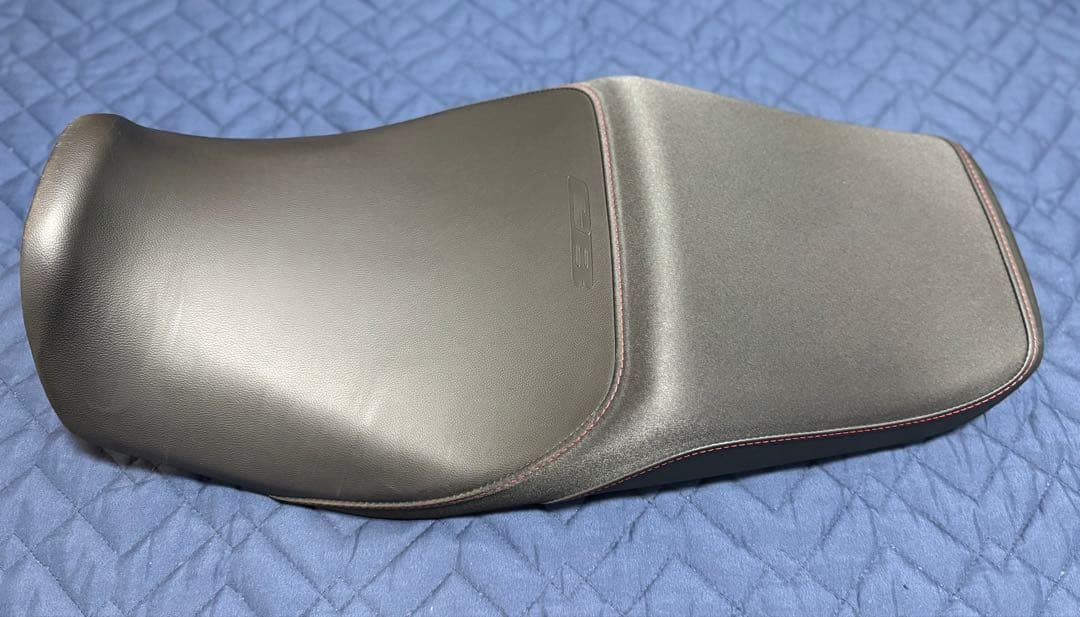 CB1300 SUPER ローシート　純正オプション