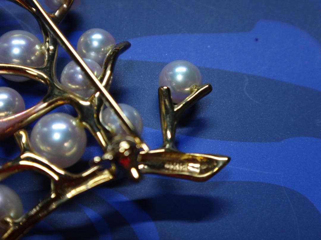 ミキモト MIKIMOTO K18ブローチ 幸福の木 ラージ Yumi2810様 - メルカリ