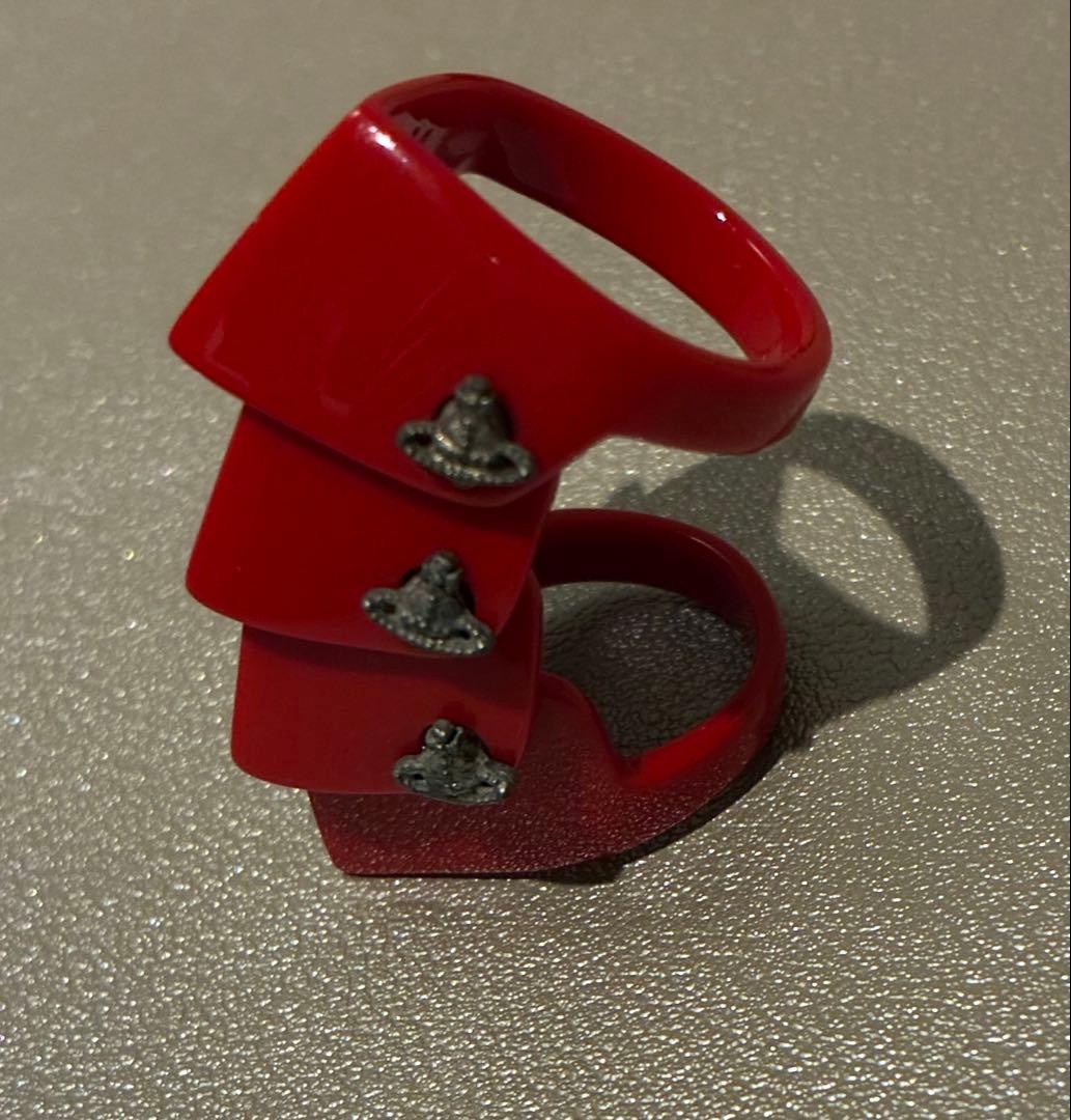 ヴィヴィアンウエストウッド　レジンアーマーリング　赤