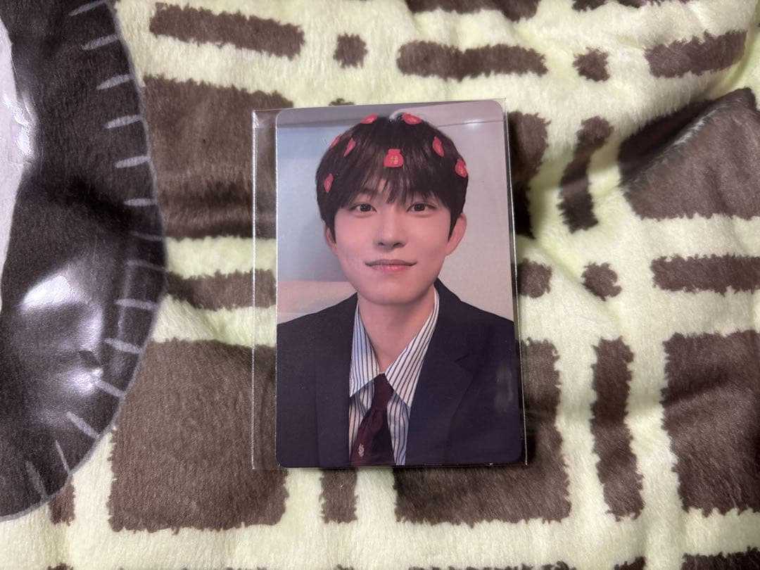 ALD1 / 7万ウォン購入 特典トレカ ゴヌ - メルカリ