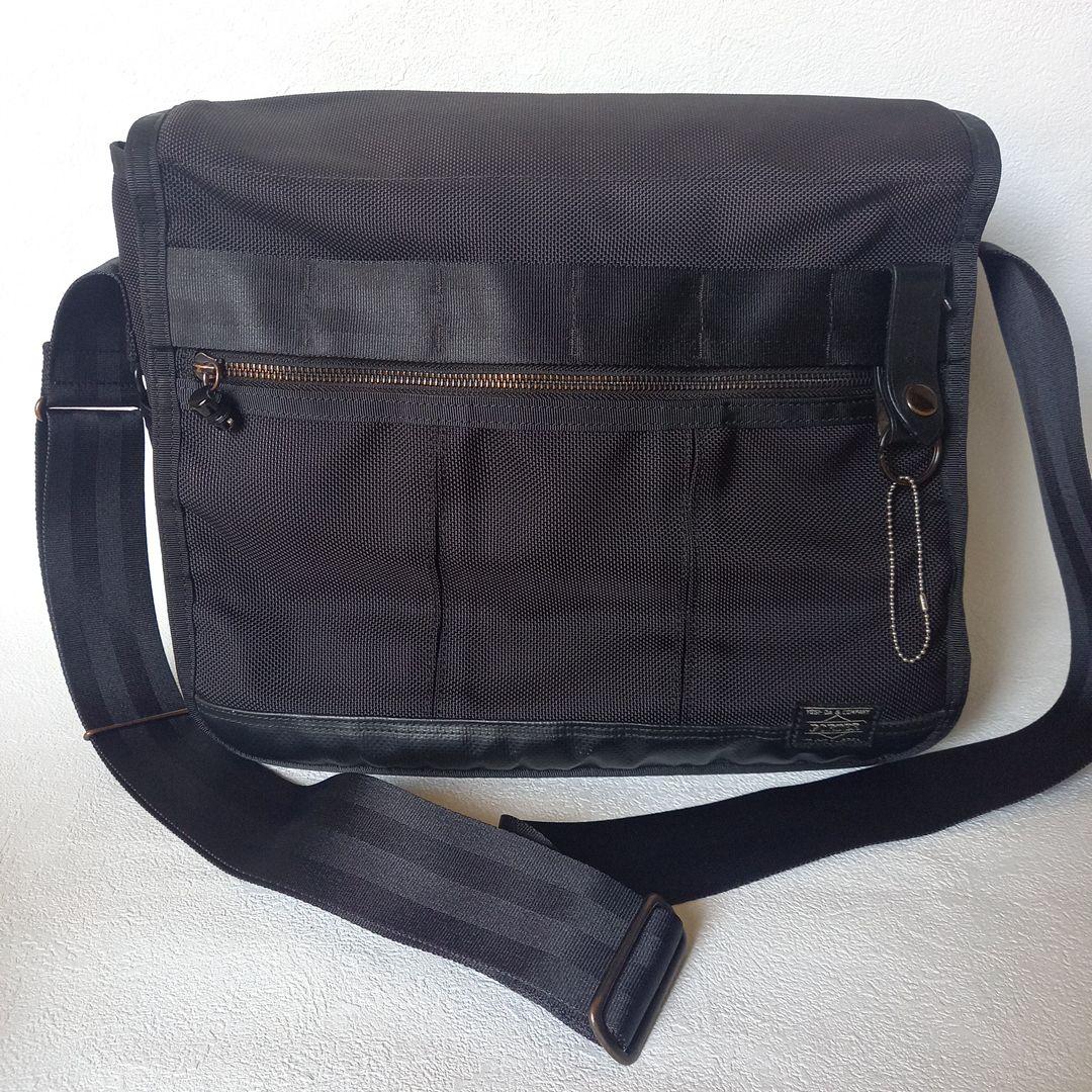 PORTER ポーター　ショルダーバッグ　メッセンジャーバッグ　ブラック