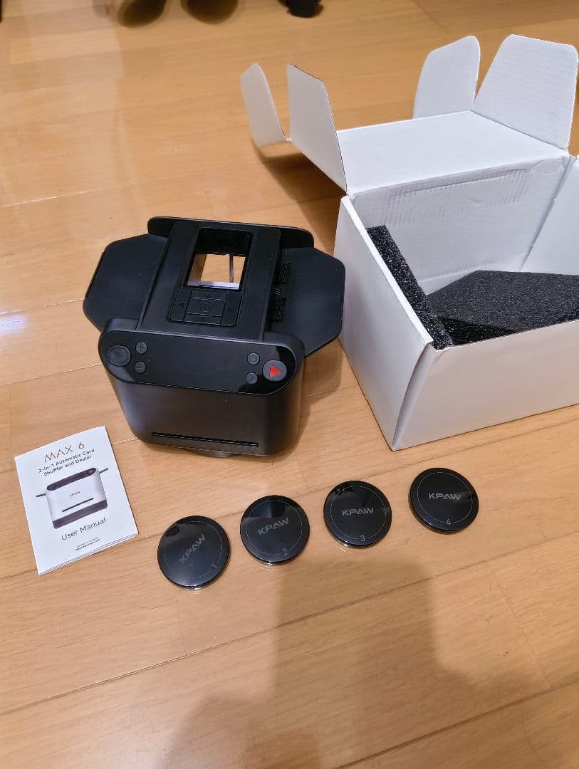 トランプ自動ディーラーマシン