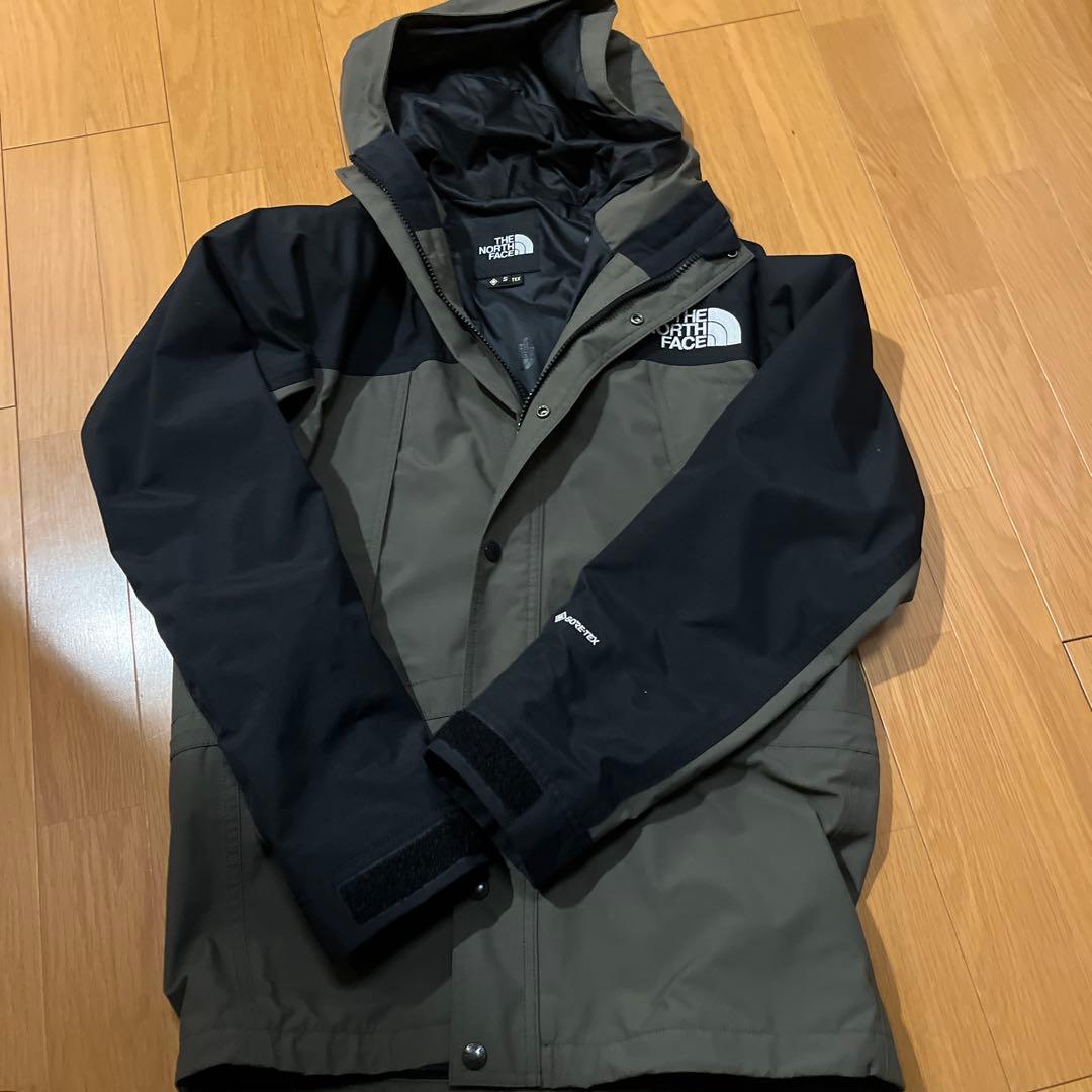 紅*蛛様 THE NORTH FACE GO マウンテンライトパーカー S