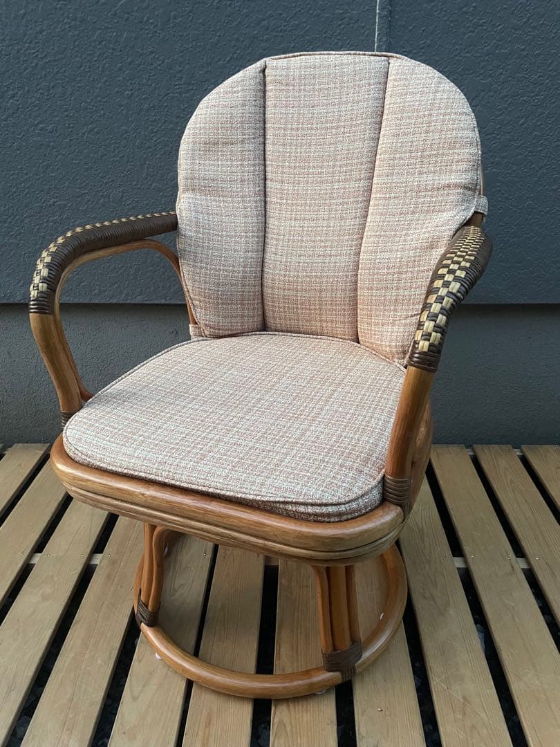 極美品　KAZAMA 籐椅子　360度回転椅子　ラタン　カザマ