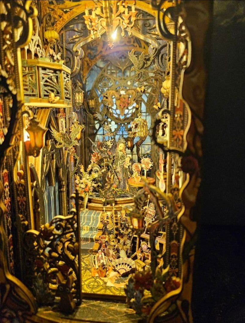 期間限定値下】ドールハウス「魔女の宮殿」☆ブックヌック☆完成品