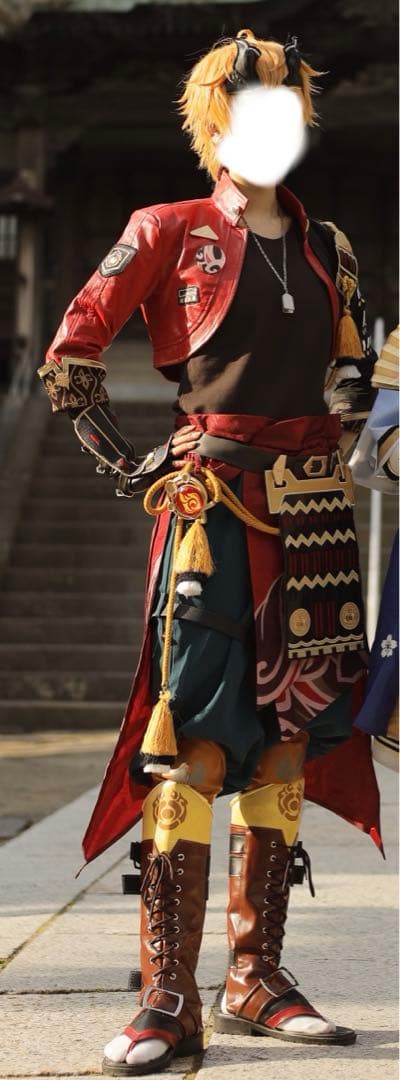 フルセット】三分妄想 原神トーマ コスプレ衣装 靴ウィッグ付 - メルカリ