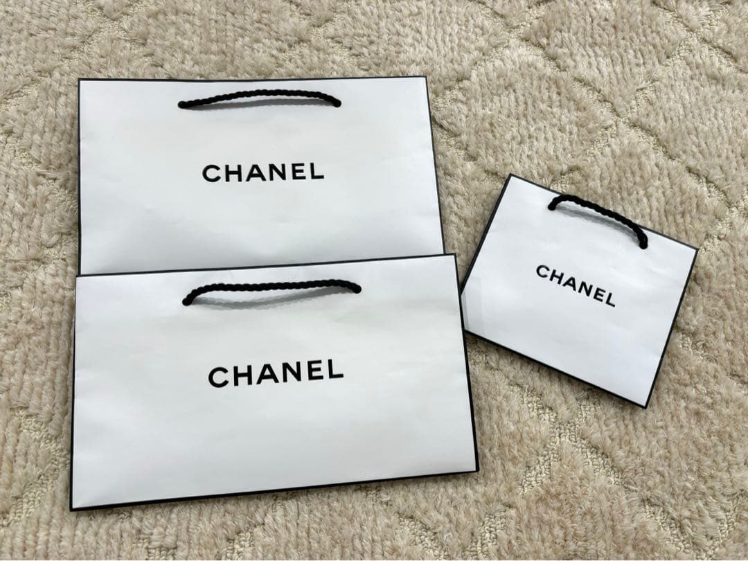 CHANEL 紙袋 3つセット - メルカリ