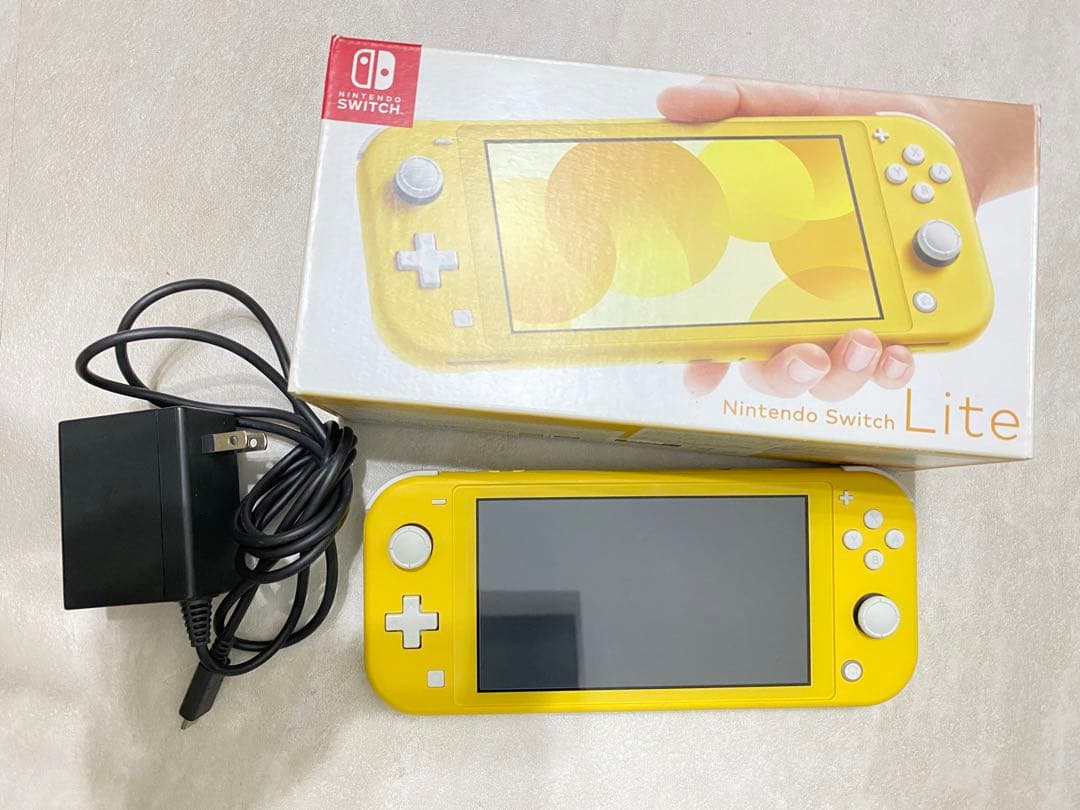 Nintendo Switch Lite イエロー 本体 充電器付き - メルカリ