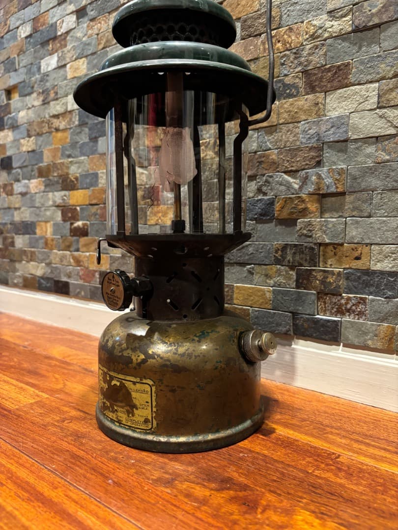 【戦時中軍用 】1946年 B 220D コールマン ランタン ケース付き