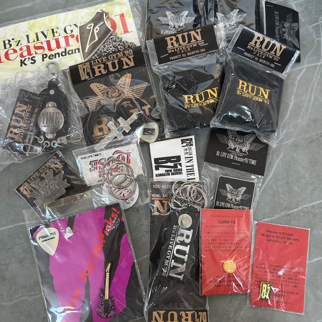 B'z LIVEグッズ　13点セット　未使用 リストバンドセット B'z Into Free 2012 他 公式ツアーグッズ｜Yahoo