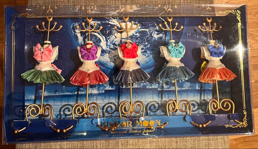 セーラームーン USJ ジュエリースタンド