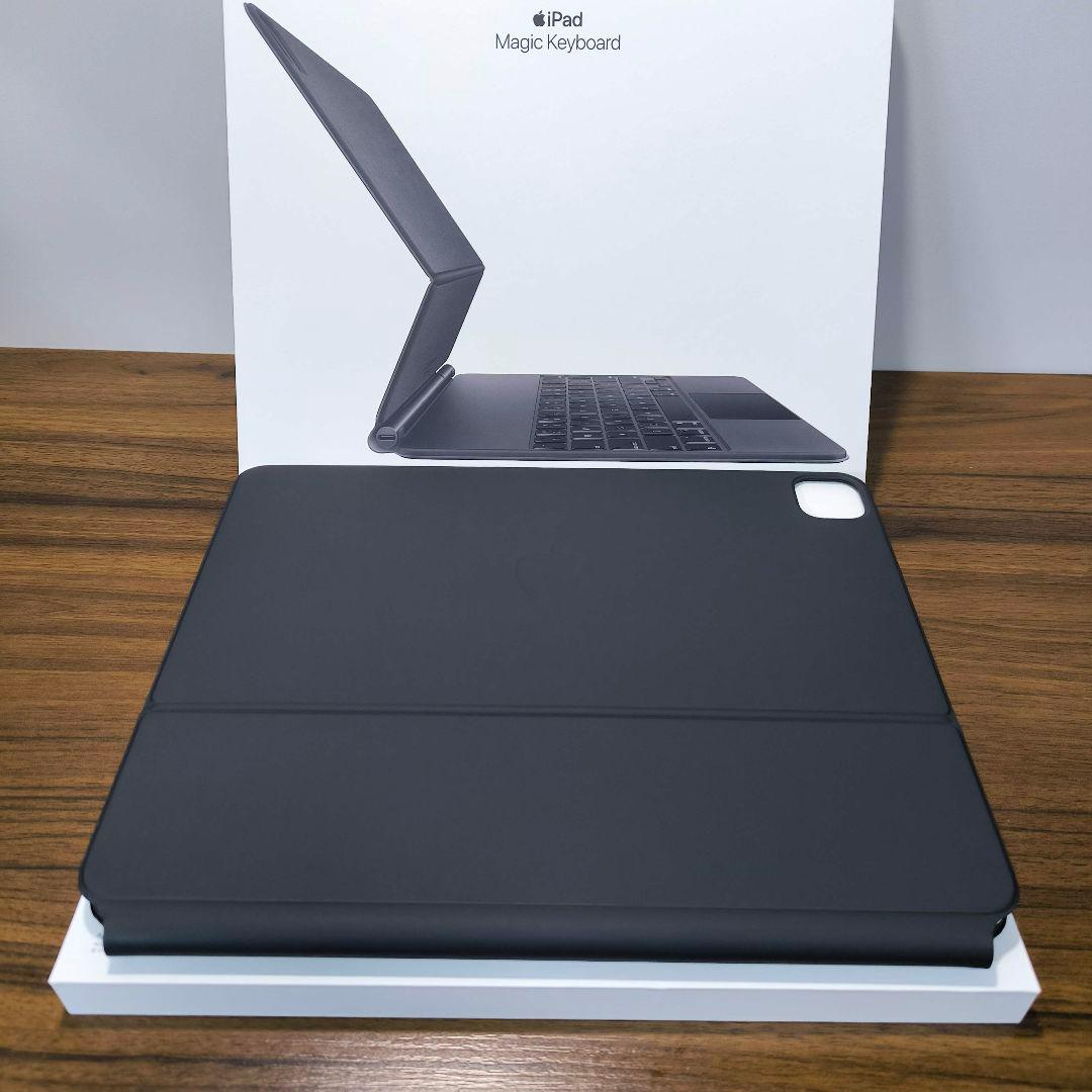 Apple iPad Magic Keyboard 12.9、Air 13インチ